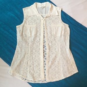 Cabi White Eyelet/Crochet Sleeveless Blouse